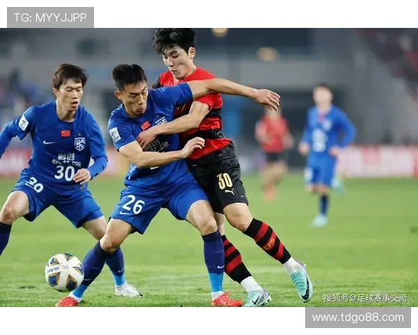 足球决赛胜利后的庆祝方式与传统仪式的结合与创新探索